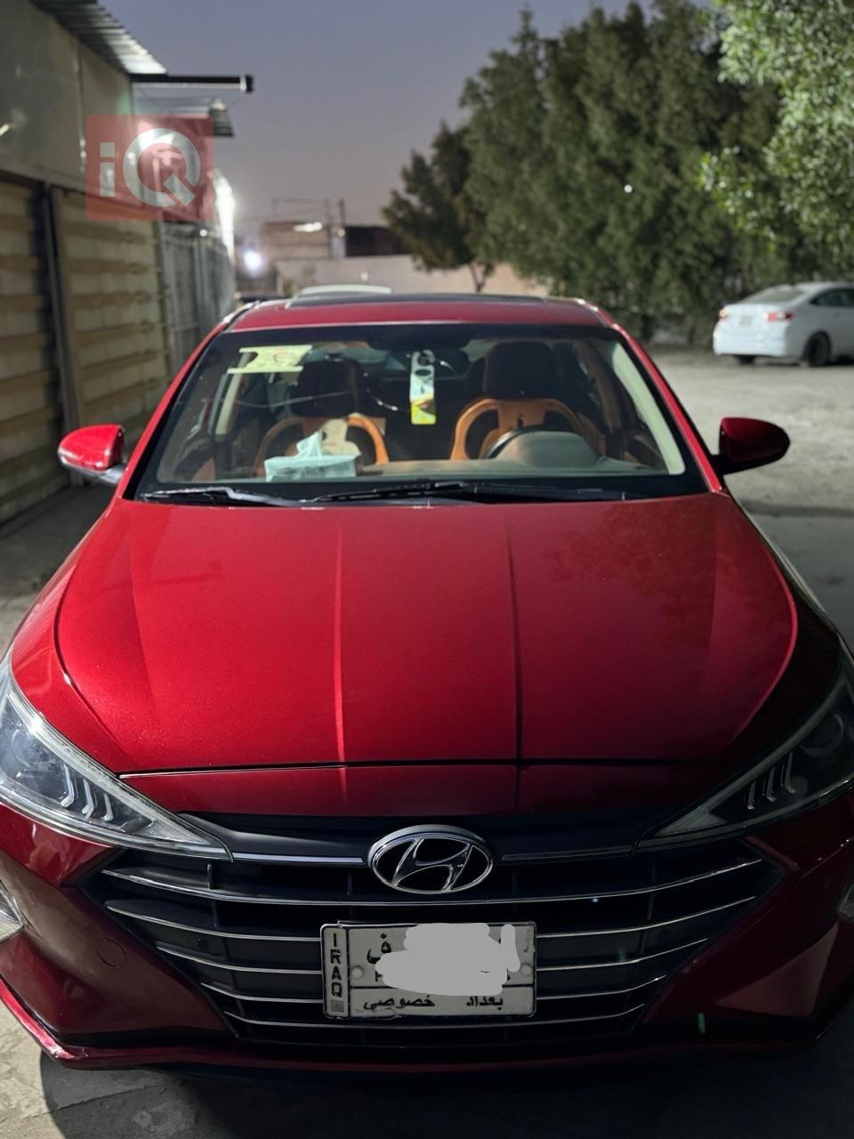 هیوندای ئەلەنترا